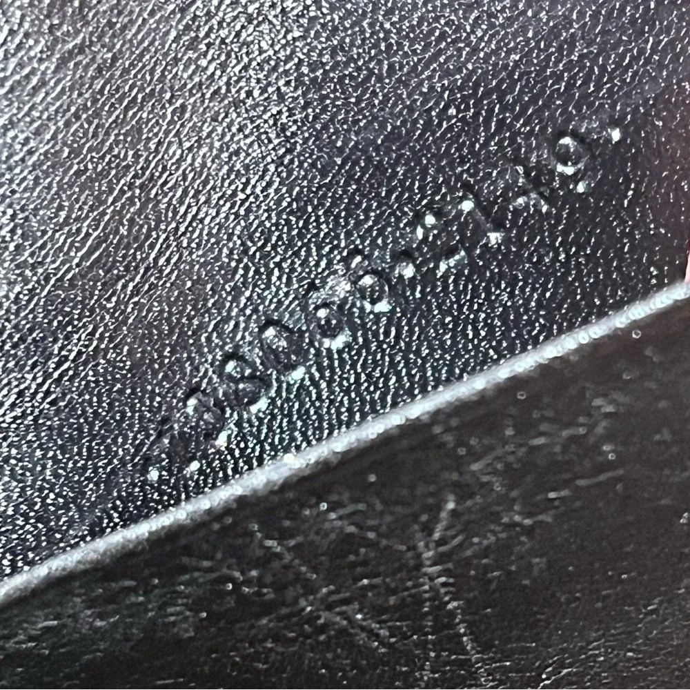 Authentic Gucci 6 Key 🔑 Wallet Black Leather